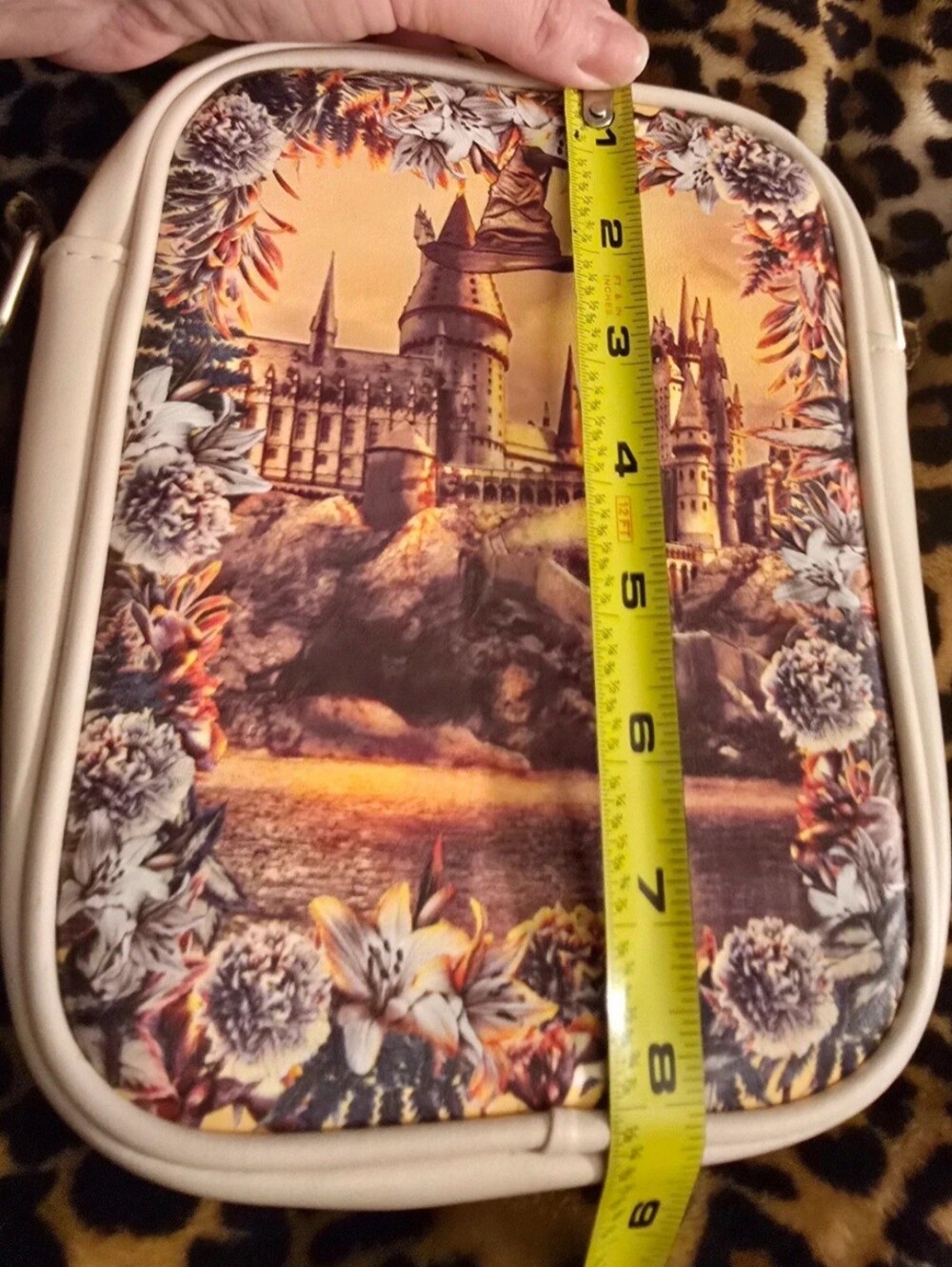 Hogwarts Purse RARE - Picture 4 of 8